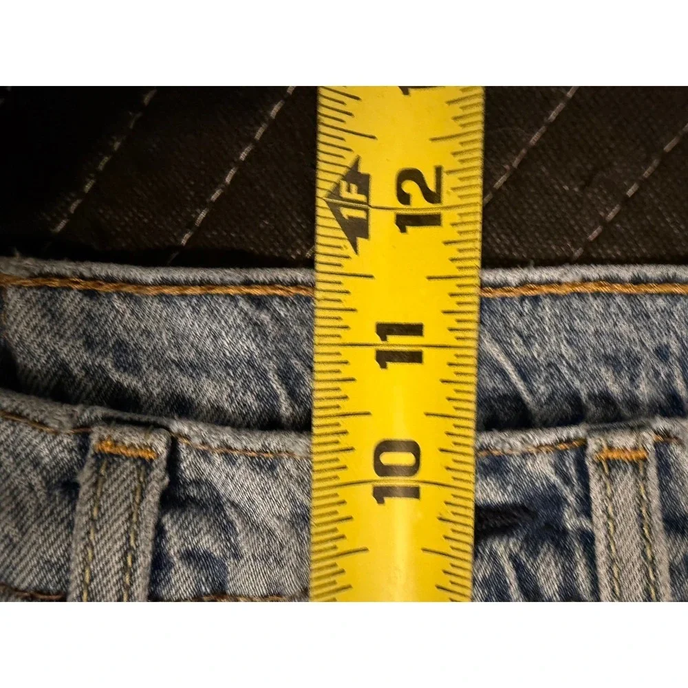 Levi's 502 Taper Fit Jeans Mens 28x32 Light Wash Blue Red Tab Denim Pants